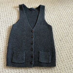 Brandy Melville Sweater vest